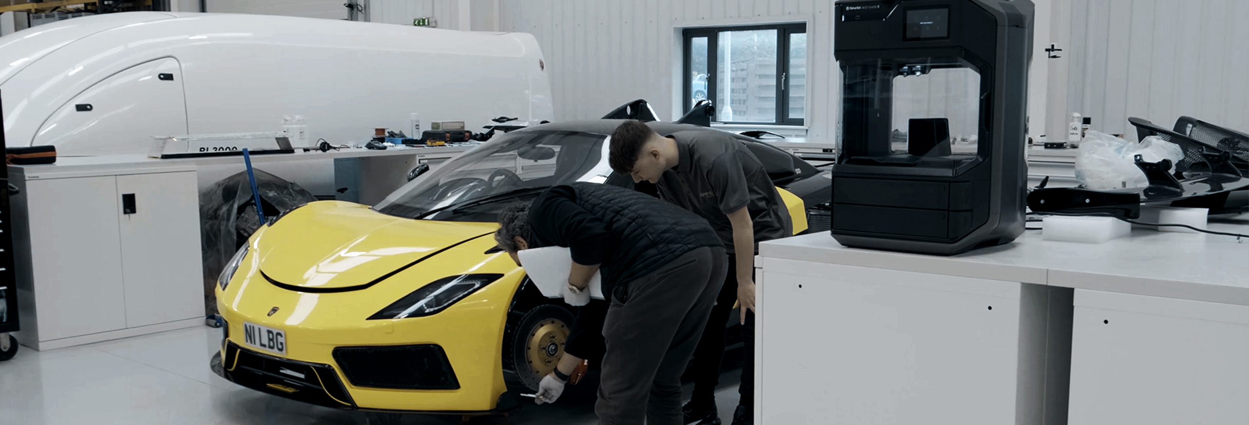 Arash Motor Company utiliza las impresoras 3D industriales Makerbot Method X para fabricar las piezas de producción necesarias para sus coches
